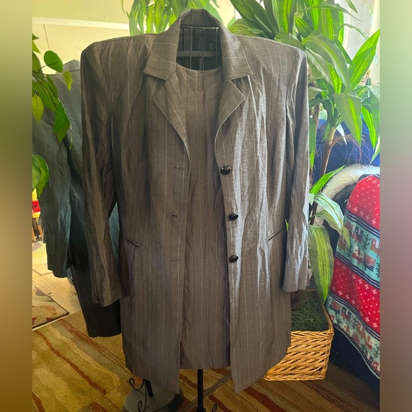 Pinstripe 2 piece dress with jacket - Picture 1 of 9